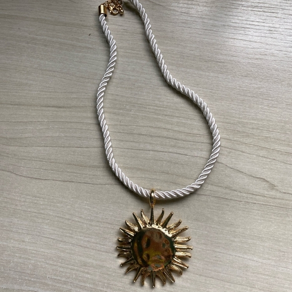 Nwt Sun Necklace - Picture 5 of 6